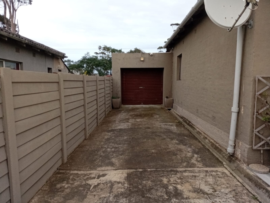 To Let 3 Bedroom Property for Rent in Panmure Eastern Cape